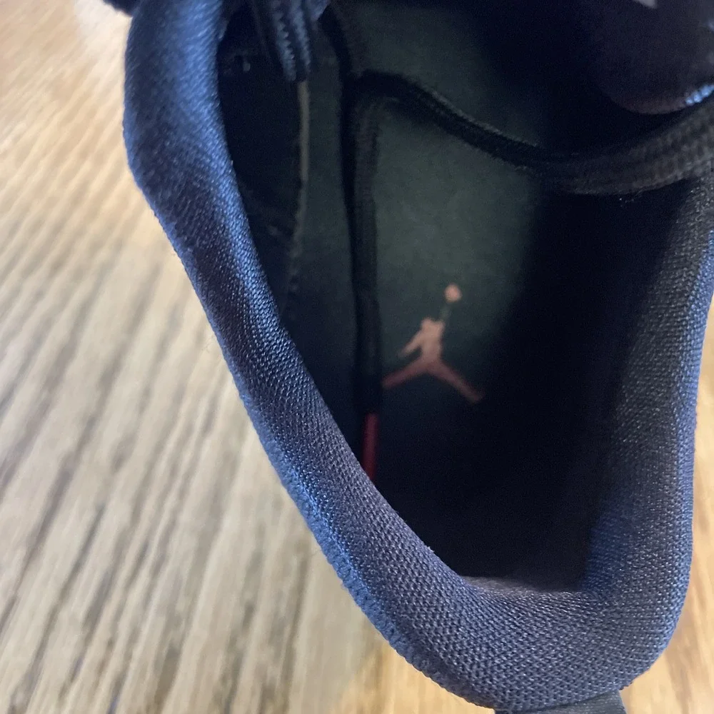 Size 5Y - Jordan CP3.X Black‎ Gym Red